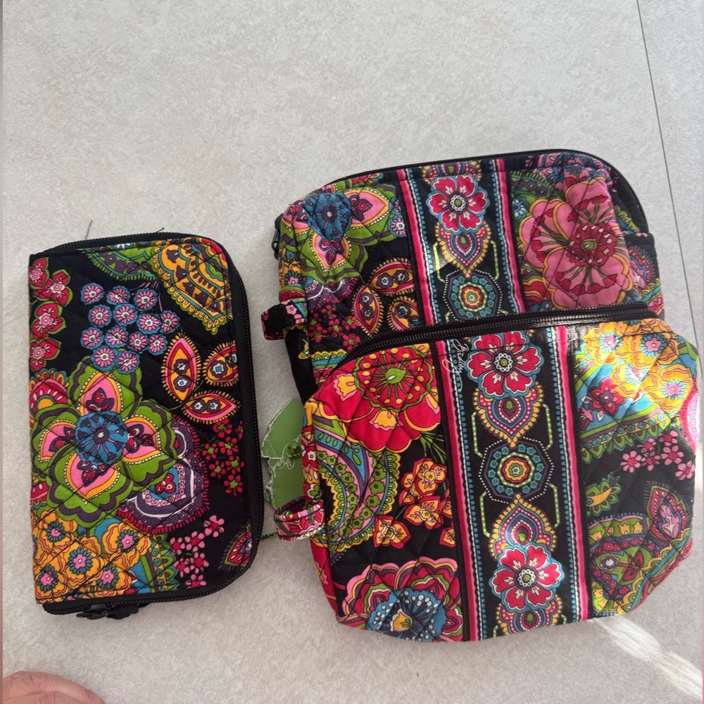 Vera Bradley “Symphony in Hue” bundle